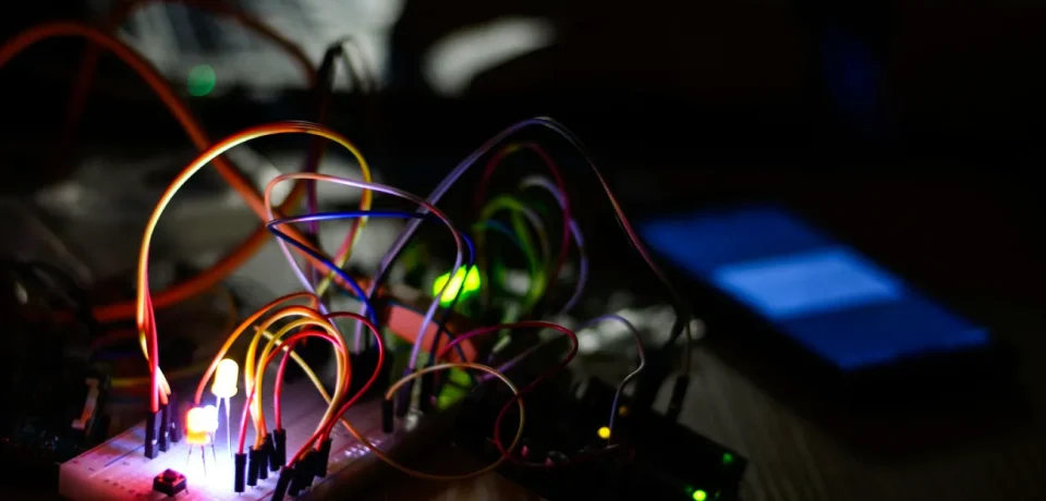 victor-aznabaev-pjTU9Edzc1g-unsplash